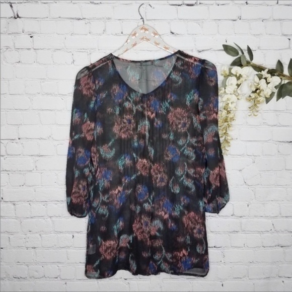 KIMCHI BLUE Urban Outfitters black floral top - Picture 1 of 9